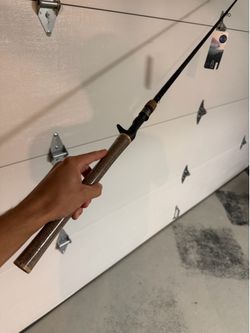 7’5” Heavy Fast Baitcasting Rod - Brand New