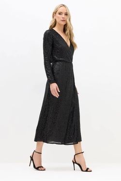 Betsy Johnson sequin Vneck dress black