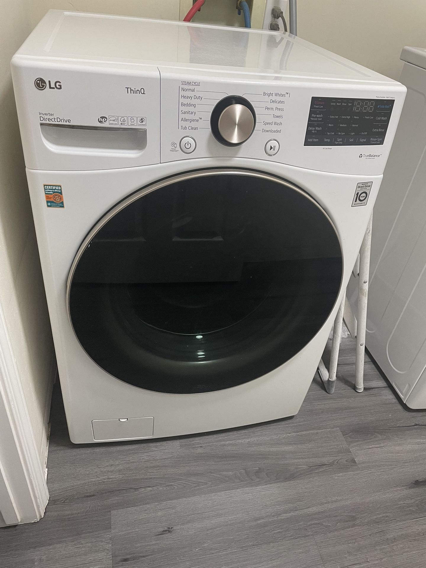 LG Smart Front Load Washer & dryer for Sale in Bakersfield, CA OfferUp