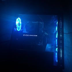 Gaming Pc i5 6600 gen 1060rtx crack on side but it dosent damage the pc at all