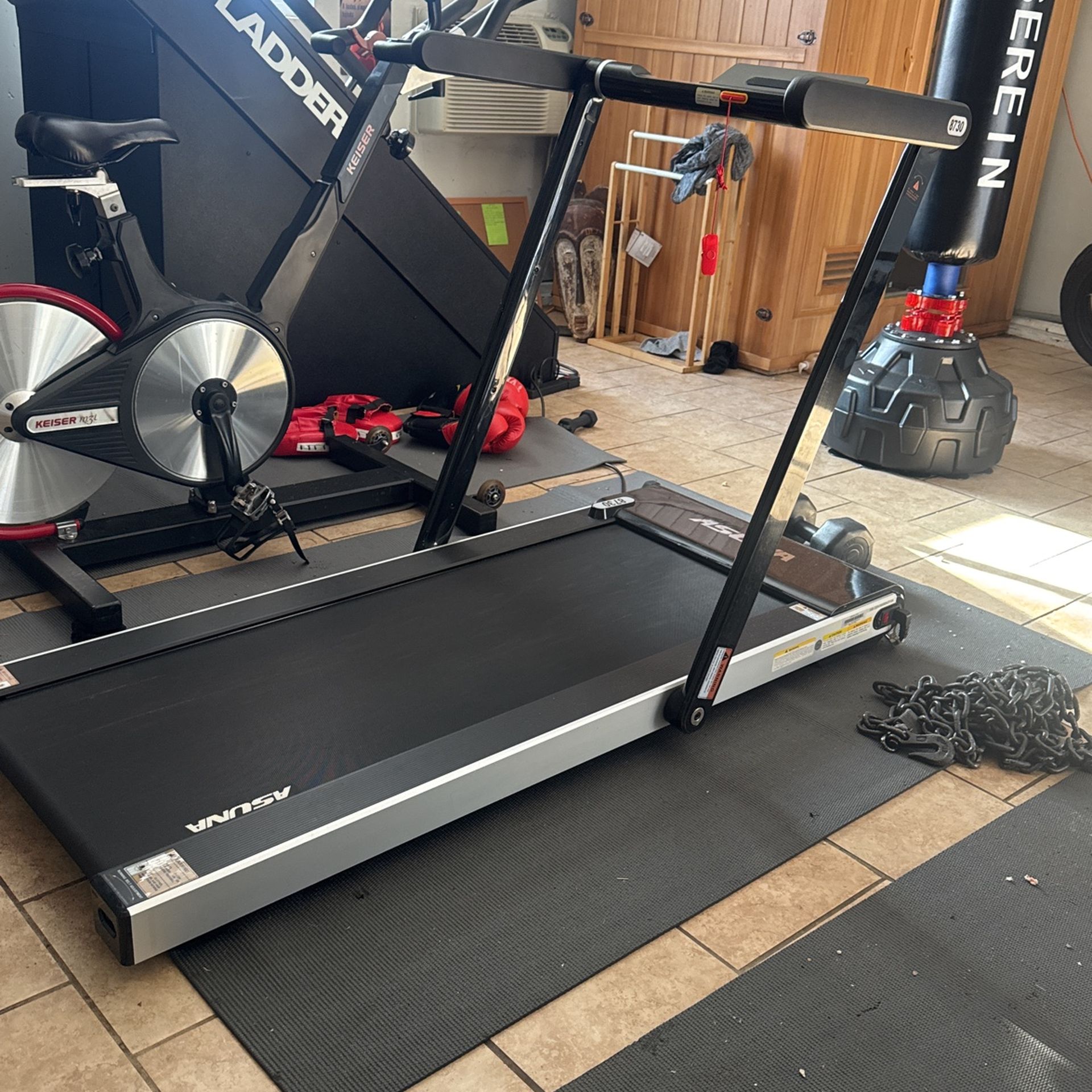 Asuna Treadmill
