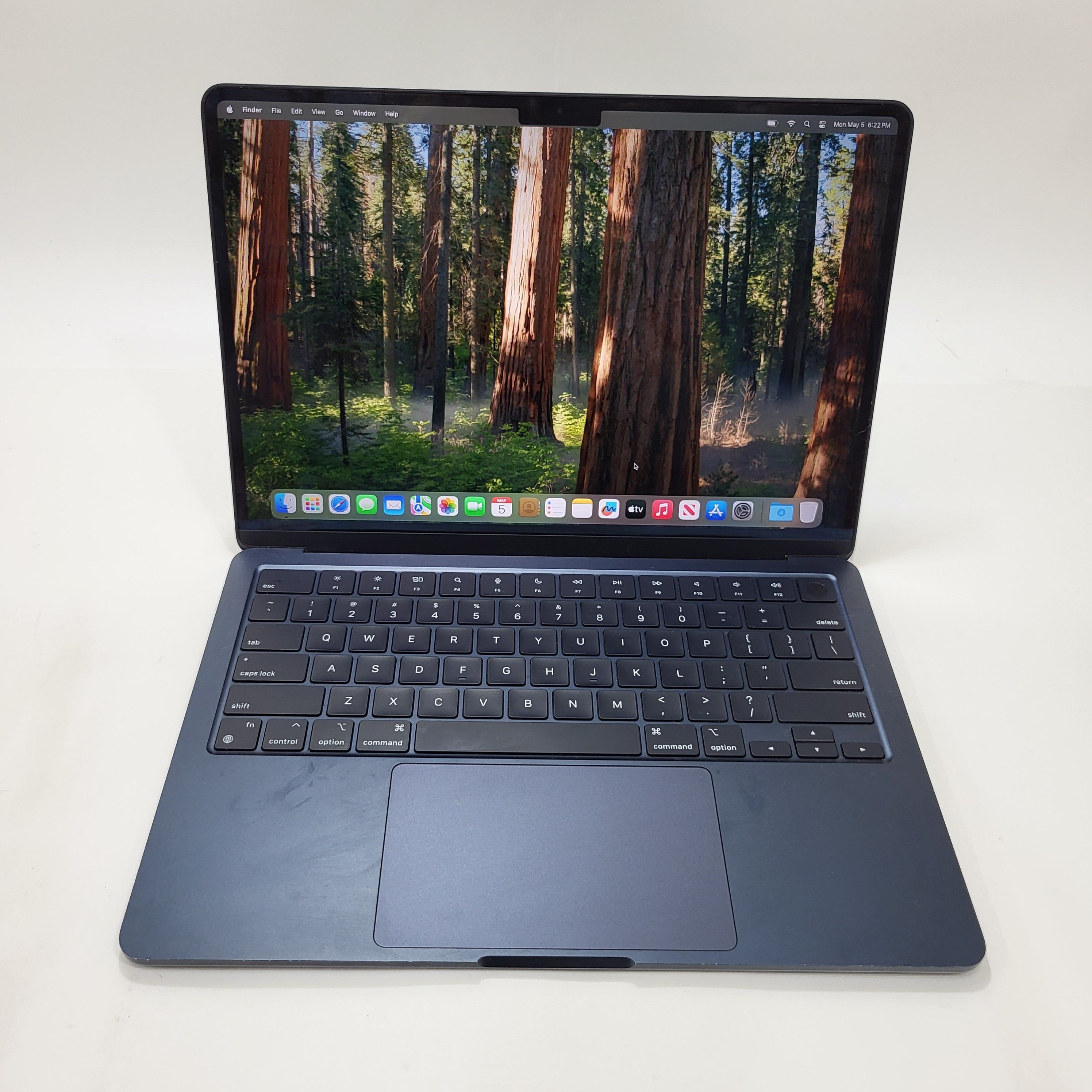 2022 Apple MacBook Air 13.6" M2 8C 3.5GHz 8GB RAM 256GB SSD A2681
