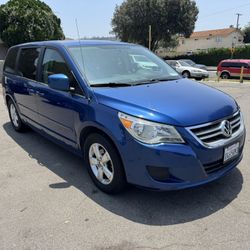 2010 Volkswagen Routan