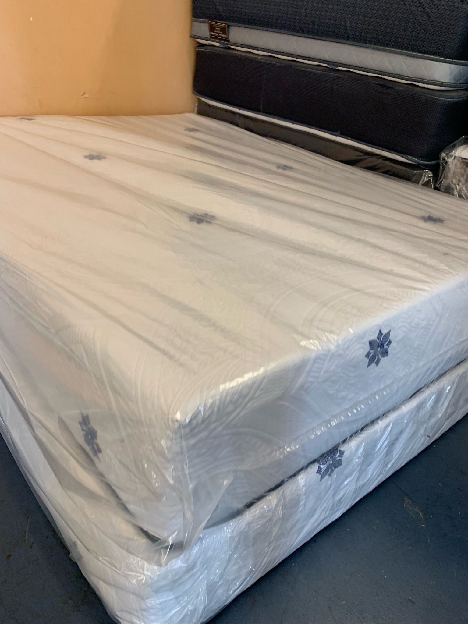 MATTRESS AND FURNITURE GREAT QUALITY