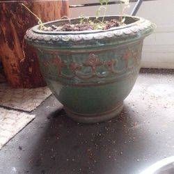 Medium Size Ceramic Planter 