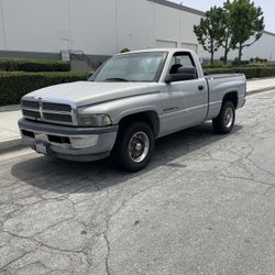 99 Dodge RAM 1500 Regular Cab