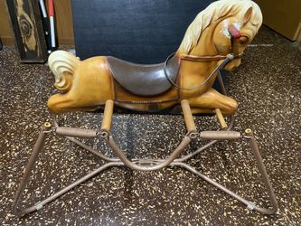 Vintage Wonder Horse