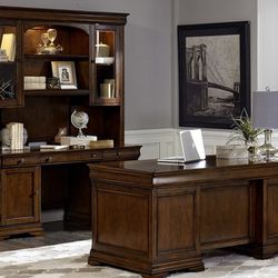 Home Office Desk With Credenza and Hutch
