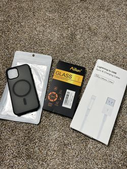 iPhone 12 / 12 Pro Accessories Bundle – Brand New 📱✨