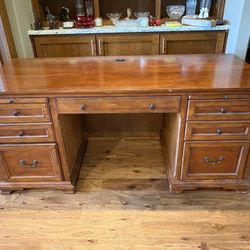 Free Computer Desk
