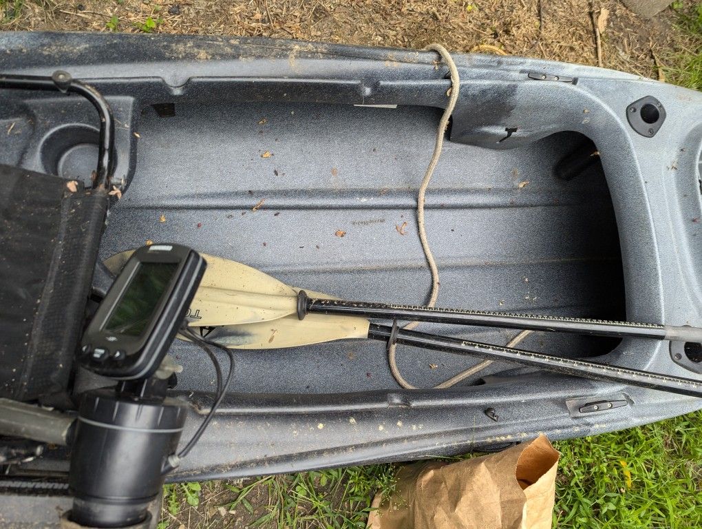 Ascend Fs10 Fishing Kayak