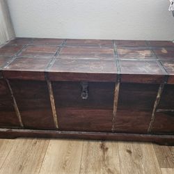 Wood Chest