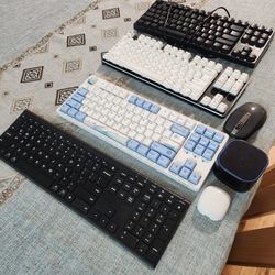 Glorious Mechanical Keyboard + Stuff