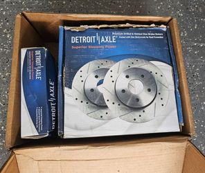 Detroit Axle Drilled & Slotted Brake Rotors and Ceramic Brake Pads for 1(contact info removed) Ford Explorer