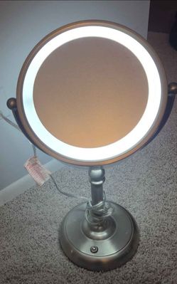 Illuminated Vanity Mirror