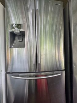Refrigerator(DELIVERY AVAILABLE)