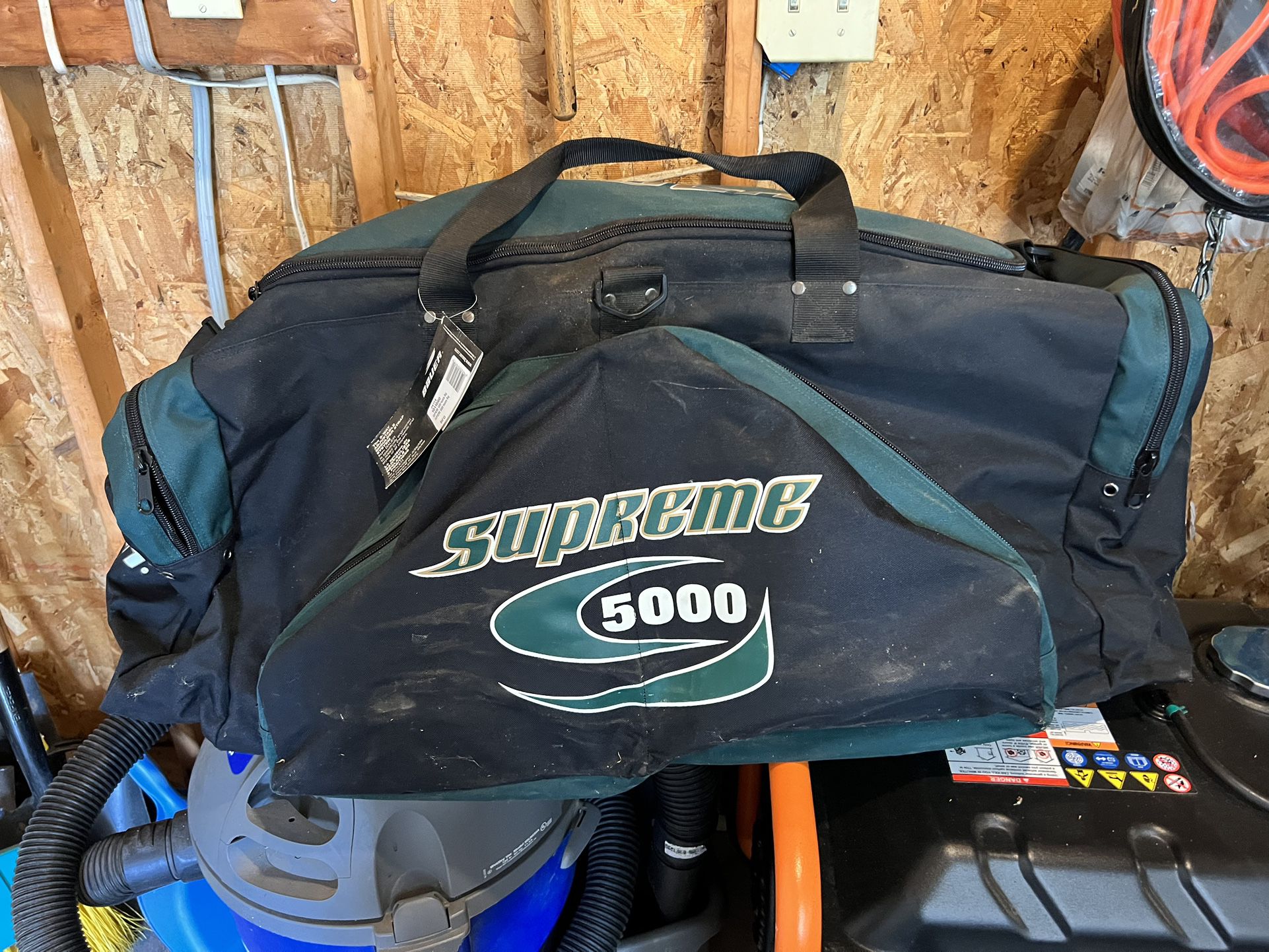 Supreme 5000 Hockey Bag