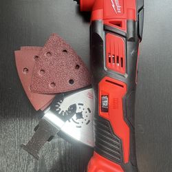 MILWAUKEE M18-18v  MULTI TOOL  (tool only)