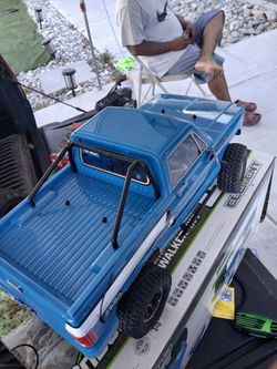 RC crawler 4×4