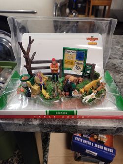 Country Cove By Lemax ,Dog Park