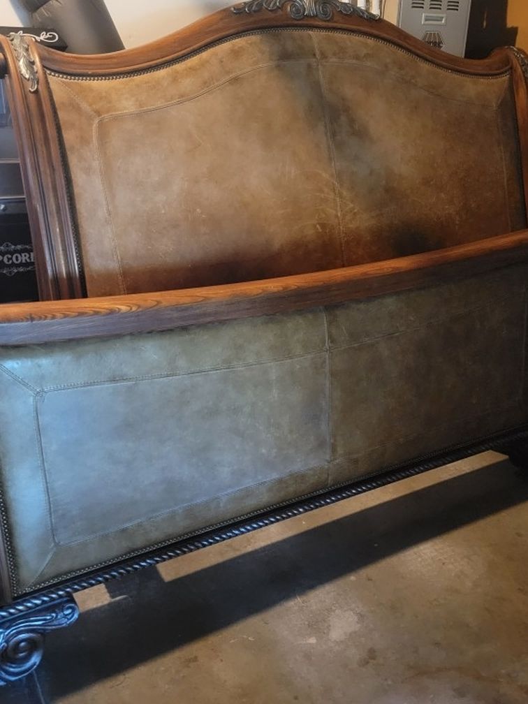 Henredon Leather Sleigh Bed Eastern Cali King