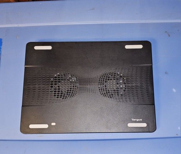 Laptop Cooling Mat