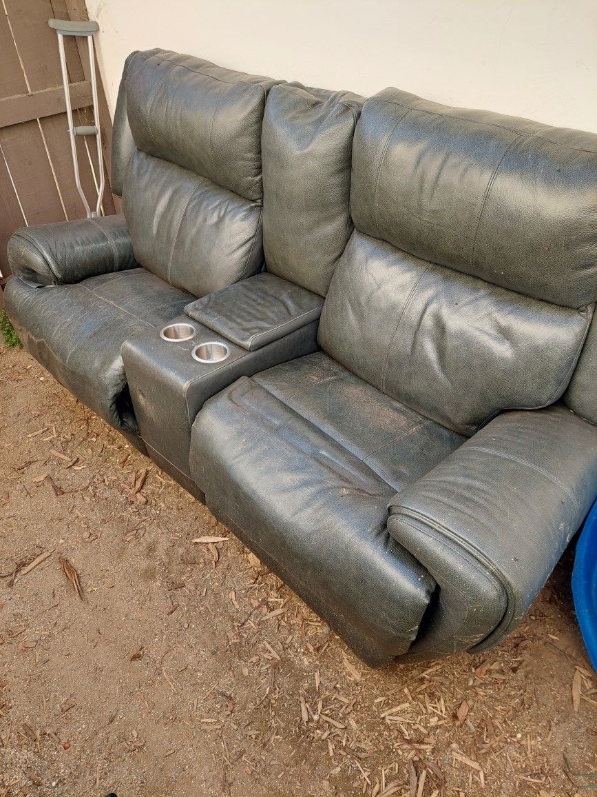 Leather Reclining Sofa Free