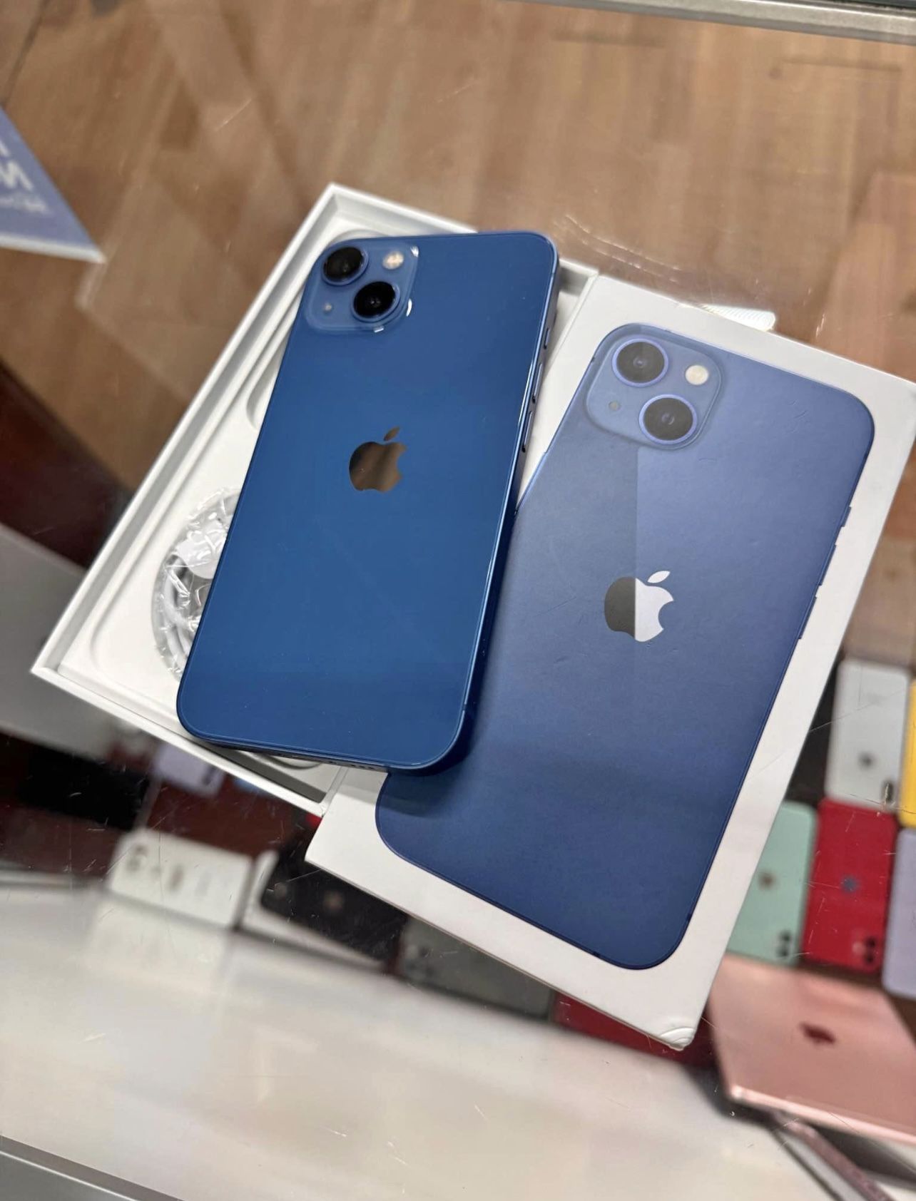 iPhone 13 128GB CARRIER UNLOCKED