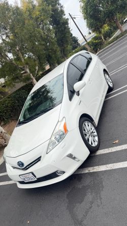 2012 Toyota Prius v