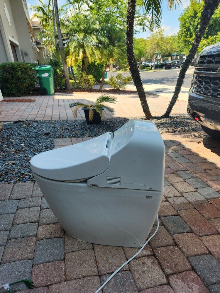 Toto WASHLET G400 Smart Toilet