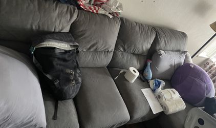 L Shaped Couch 🛋️ 