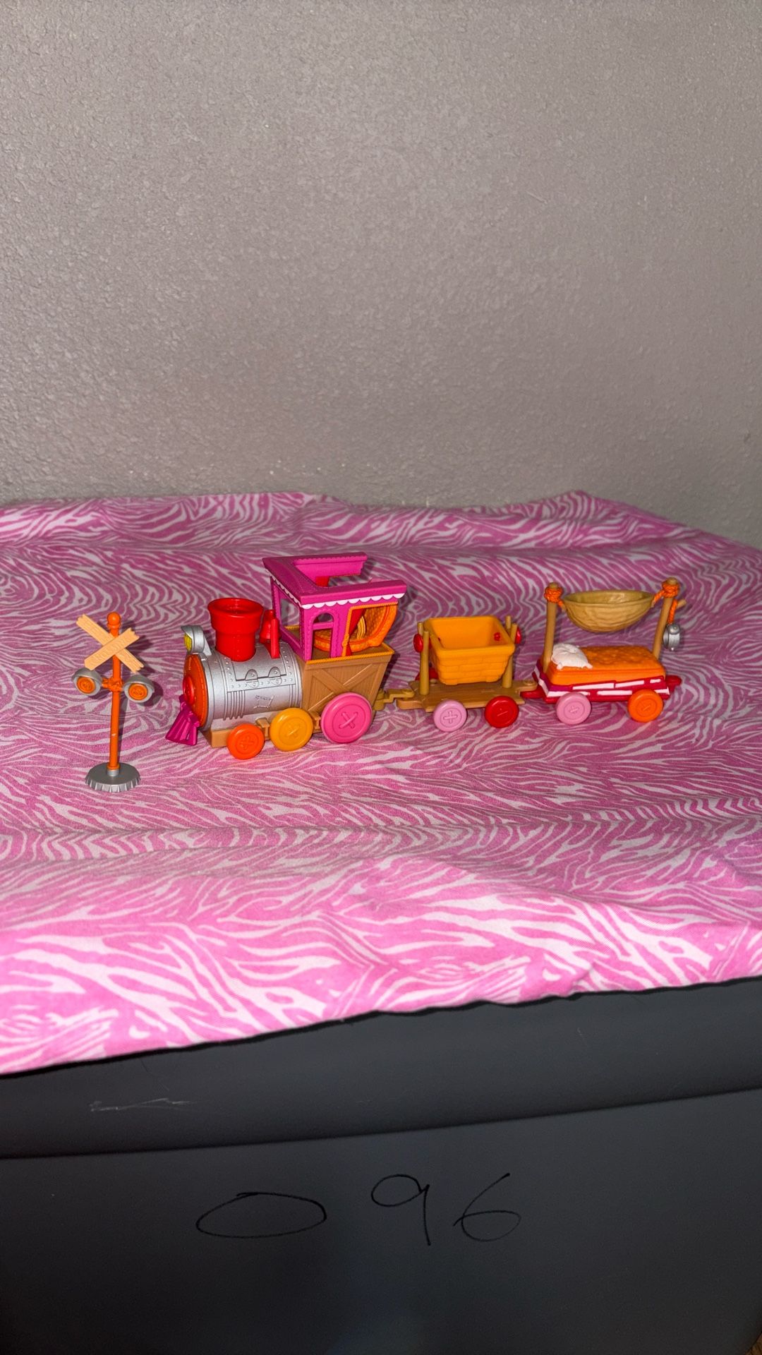 Lalaloopsy Mini Doll motorized train and two attaching cars