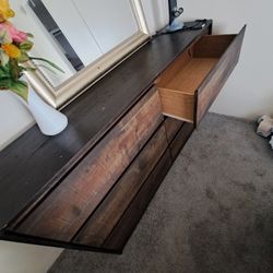 Queen Bedroom Set