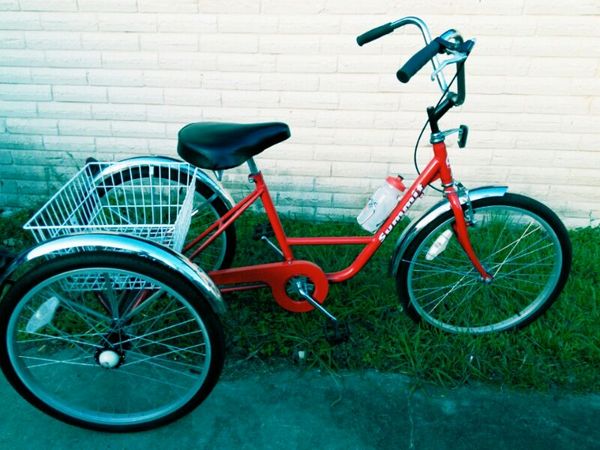 summit tricycle