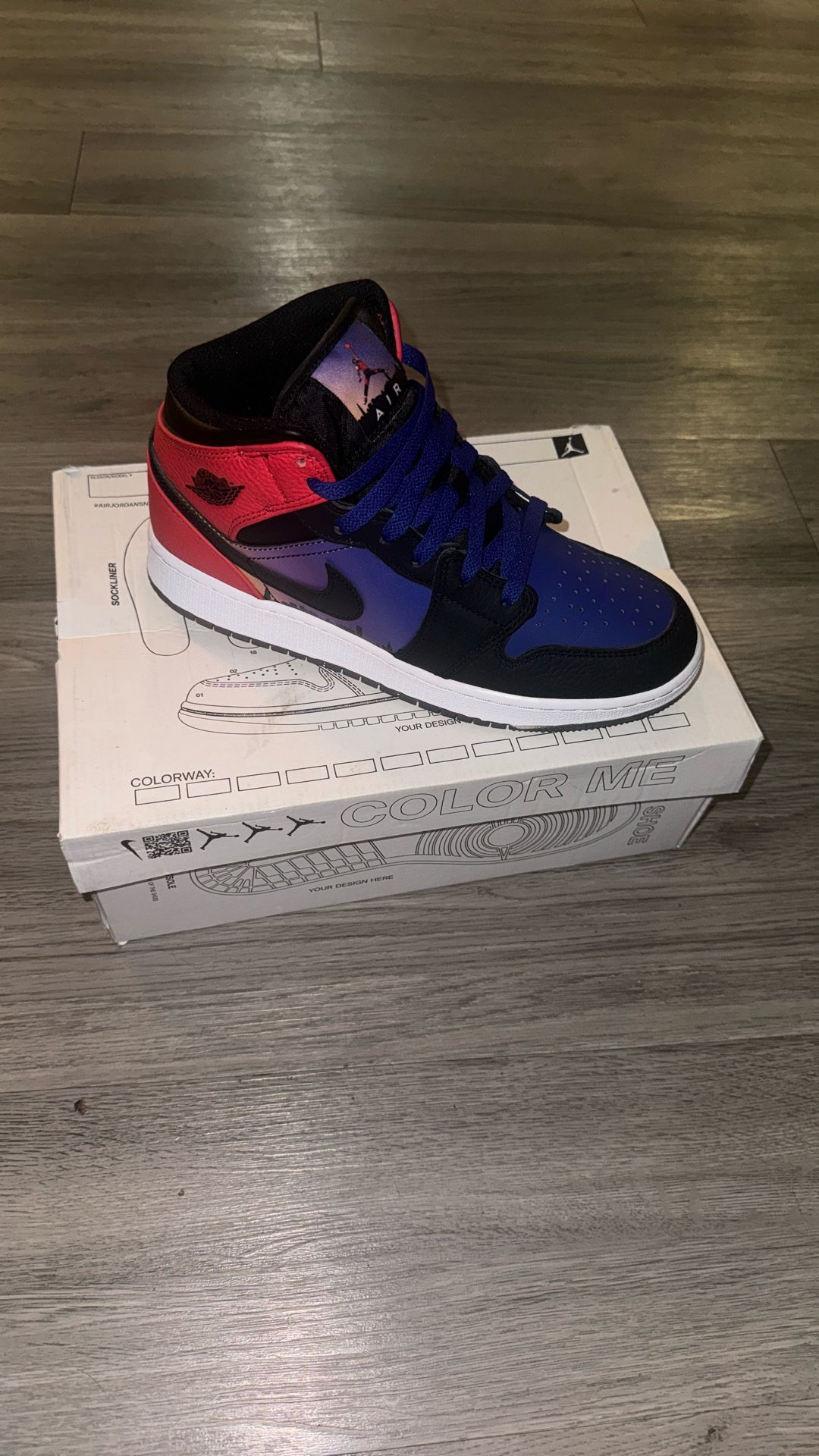 Jordan 1 Mid