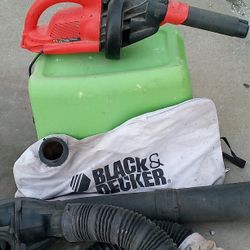 Electric Black & Decker Blower and Leaf Vac