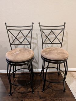 Counter height metal bar stools