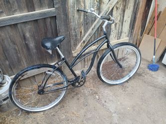 Vintage Schwinn 26 inch beach cruiser