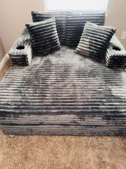 Like New Oversized Chaise Lounge