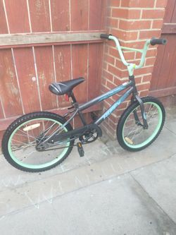 Huffy Kids Bike -- 20 " Tires