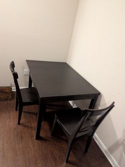 Dining table and with 2 chairs