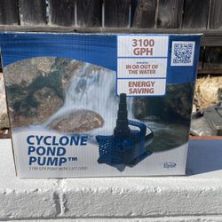Cyclone Pond Pump  NIB