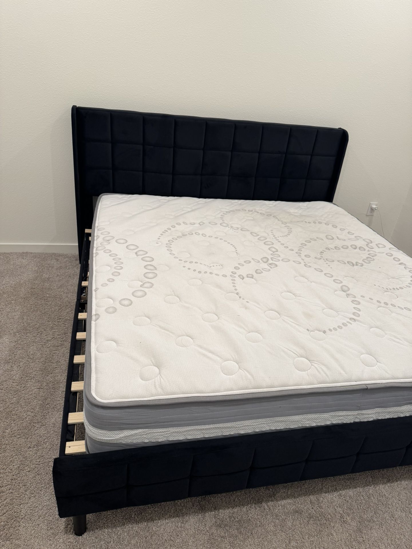 Month Old King Size Bed