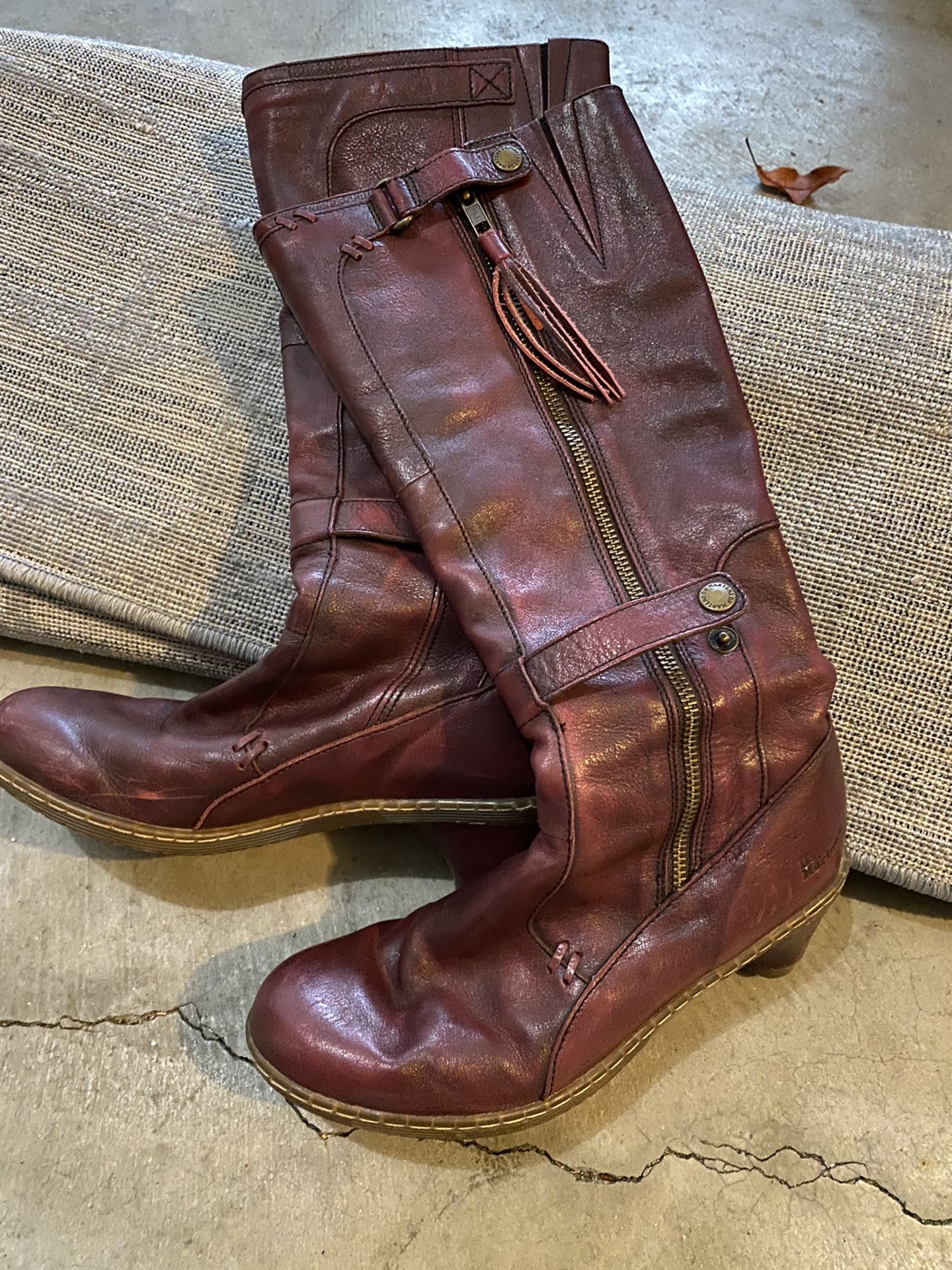Dr. Marten Womens Boots