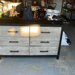Free, Broken Rails Dresser Drawers