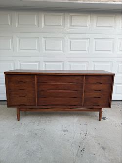 mid century dresser DELIVERY INCLUDED