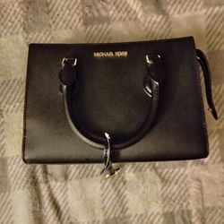 Michael Kors Sheila Medium Satchel 