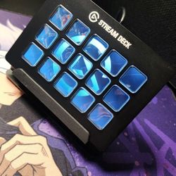 Elgato Stream Deck MK.1 - Like New / Barely Used