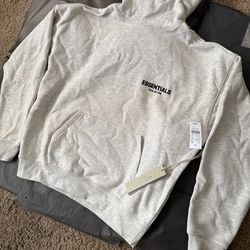 Fear of god light oatmeal essential size Small