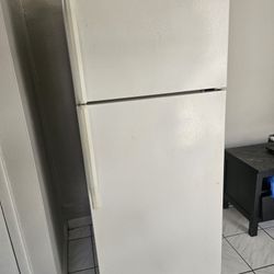 Whirlpool  17.6 cu. ft. Refrigerator